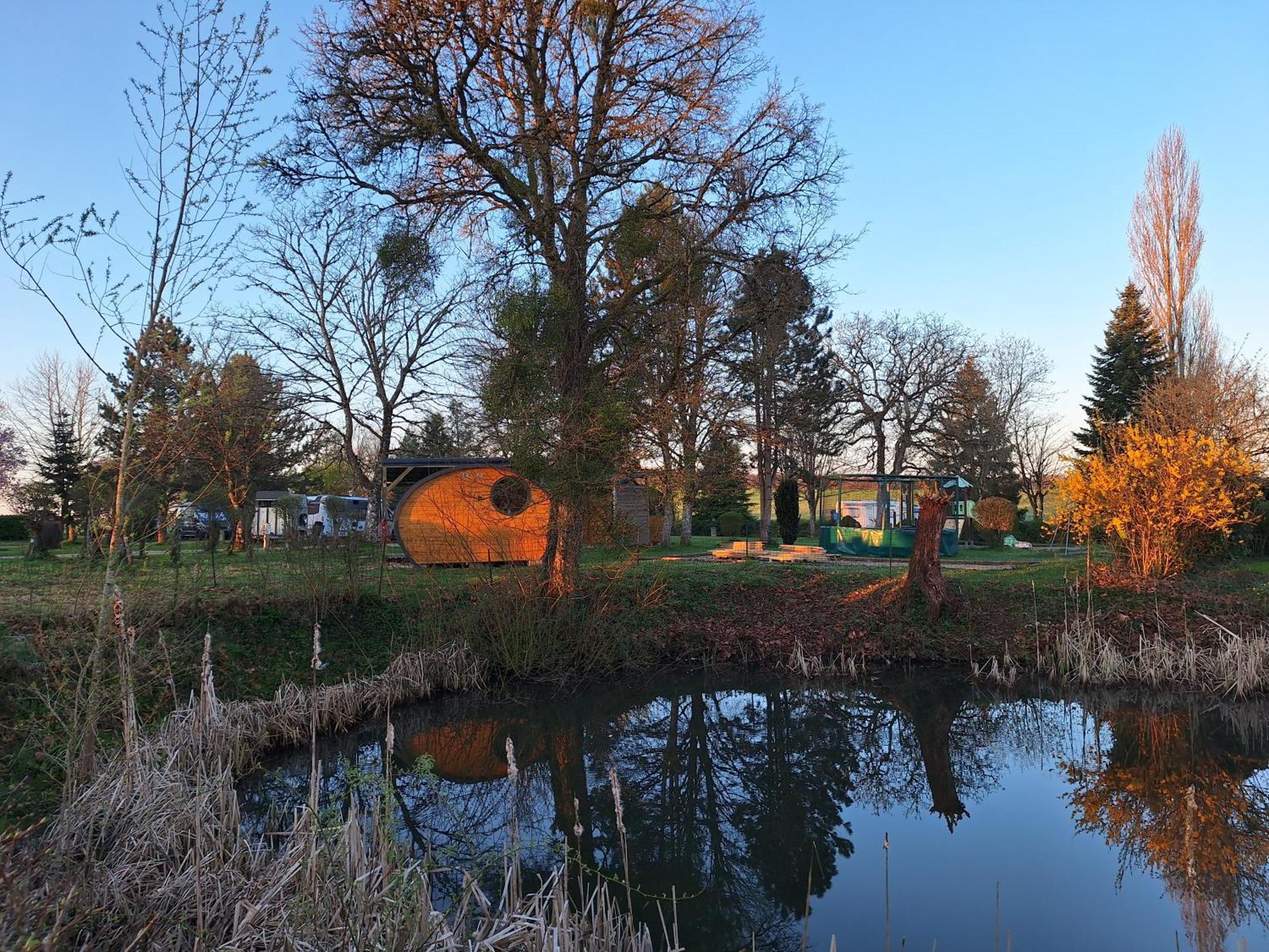 Campingplatz Le Cabanon Du *